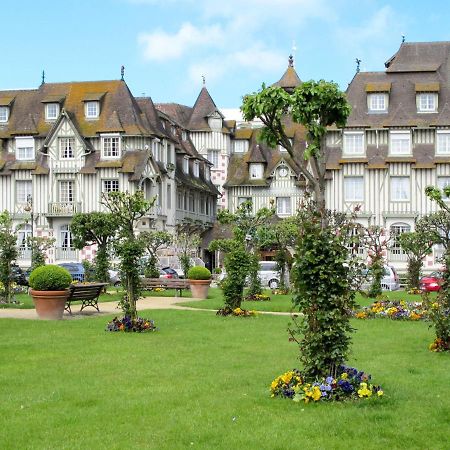 Apartment Domaine De Clairefontaine-3 By Interhome 도빌 외부 사진